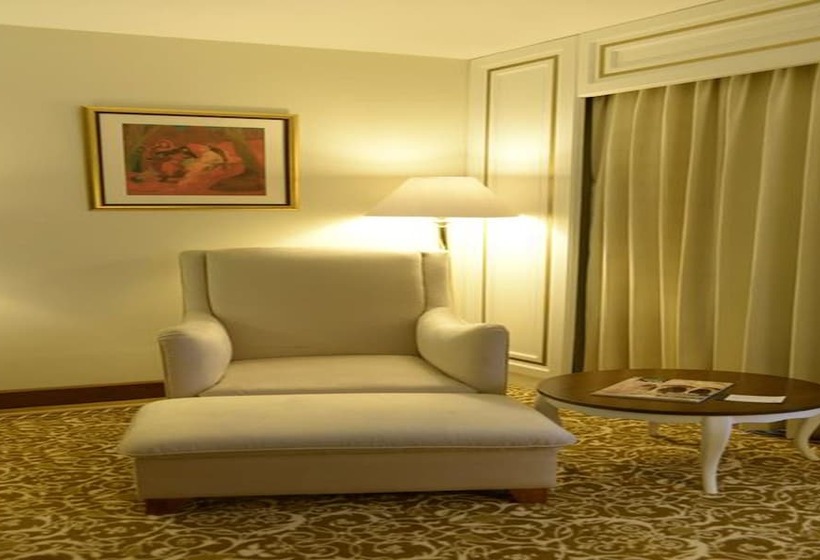 سوییت اجرایی, Karachi Marriott