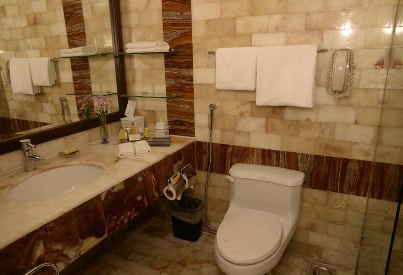 سوئیت رویال, Karachi Marriott