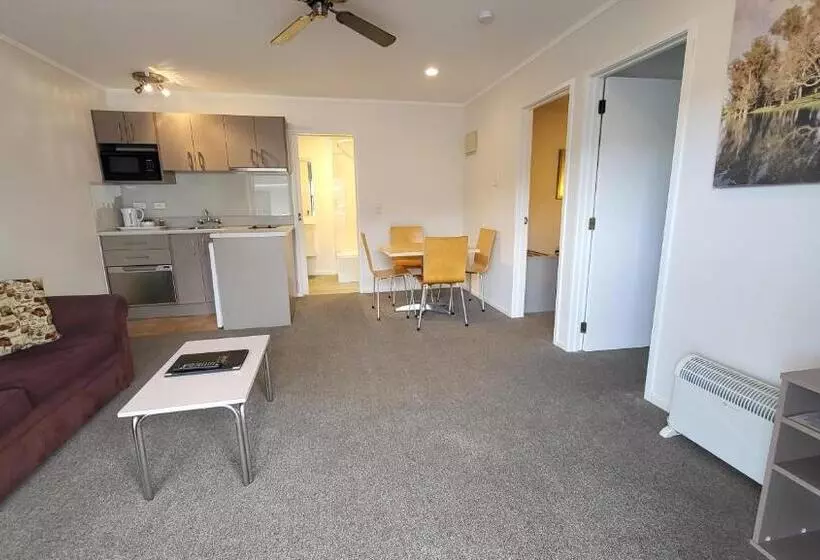 ２ベッドルームアパートメント, Manukau Motor Lodge