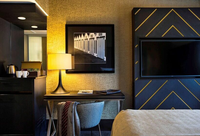 Номер Deluxe, Mövenpick Hotel Wellington