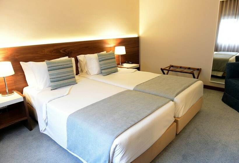 غرفة قياسية, Navarras