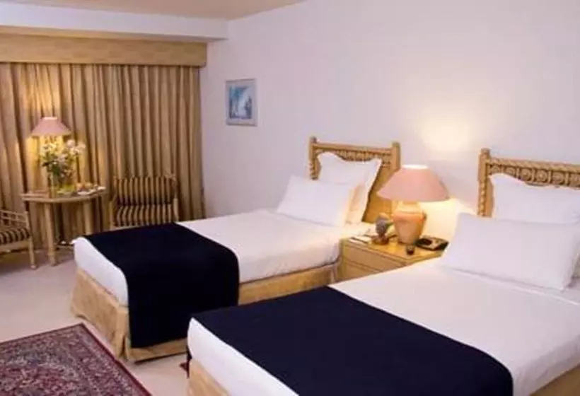 デラックスルーム, Pearl Continental Hotel, Karachi