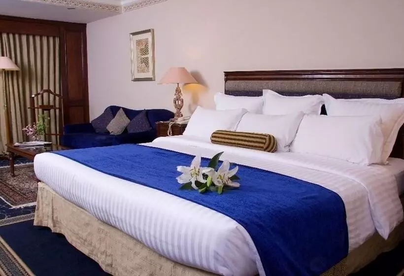 デラックスルーム, Pearl Continental Hotel, Karachi