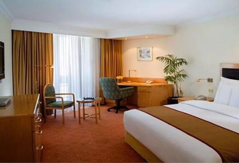 デラックスルーム, Pearl Continental Hotel, Karachi