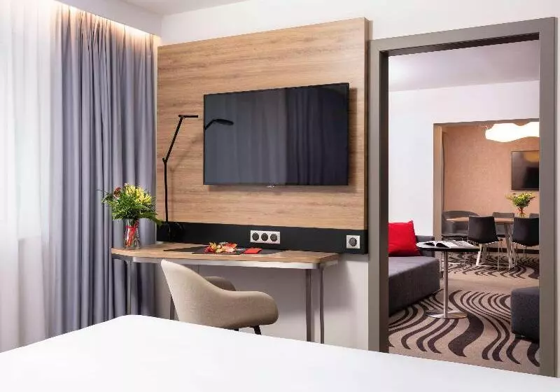 Huoneisto 1 Makuuhuone, Novotel Poznan Centrum