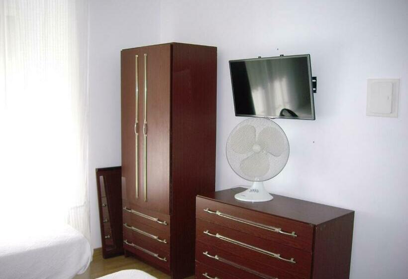 اتاق استاندارد یک نفره, Residencial Camoes