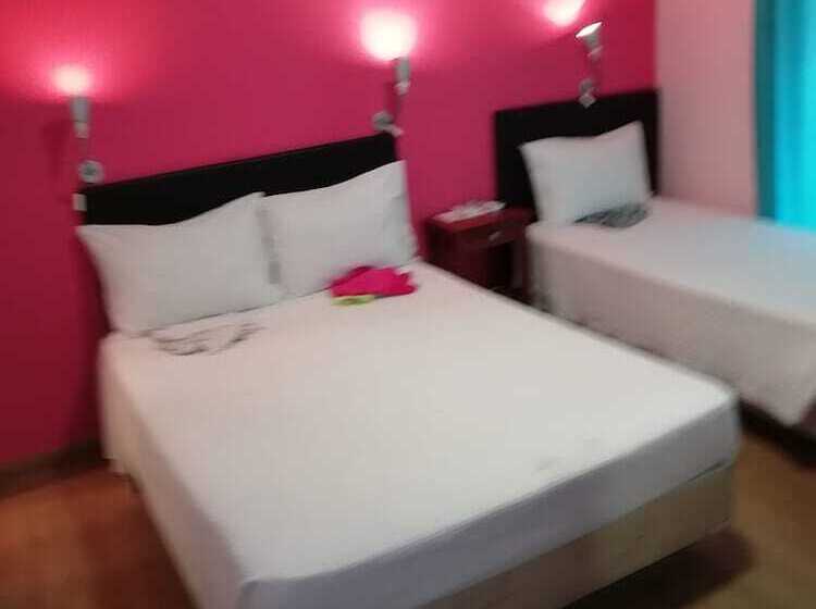 اتاق استاندارد سه نفره, Residencial Camoes