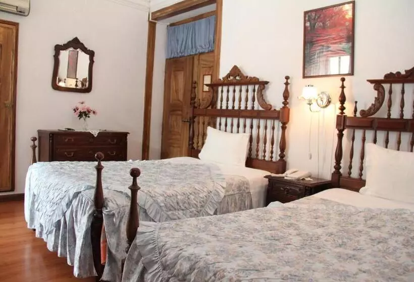 اتاق استاندارد چهار تخته, Residencial Carvalho