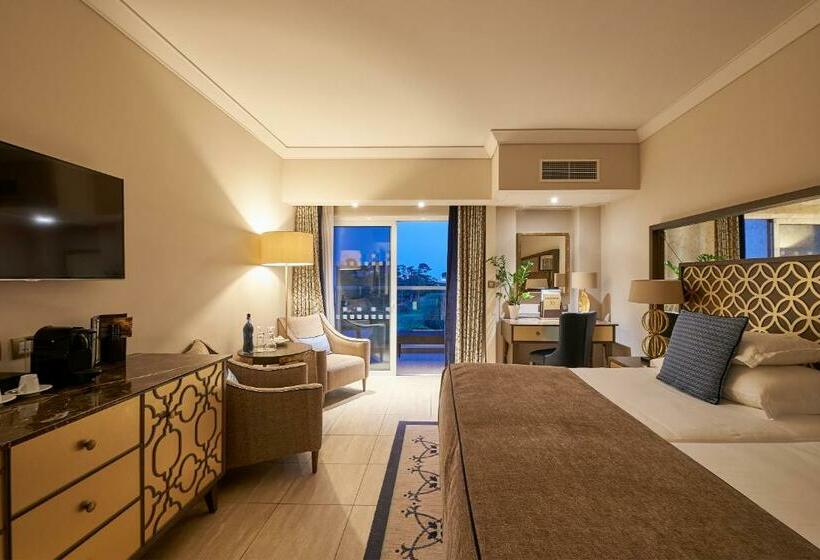 オーシャンビューのプレミアムルーム。, Dona Filipa