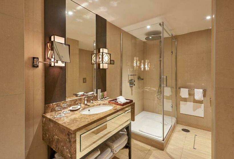 オーシャンビューのプレミアムルーム。, Dona Filipa