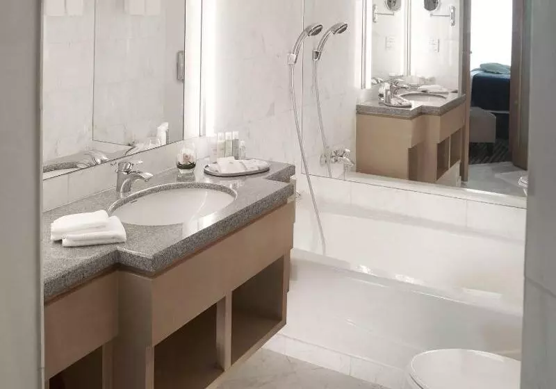 اتاق اجرایی, Amara Singapore   Newly Renovated