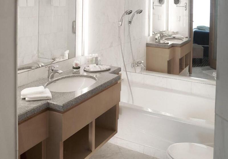 اتاق اجرایی با تخت بزرگ, Amara Singapore   Newly Renovated