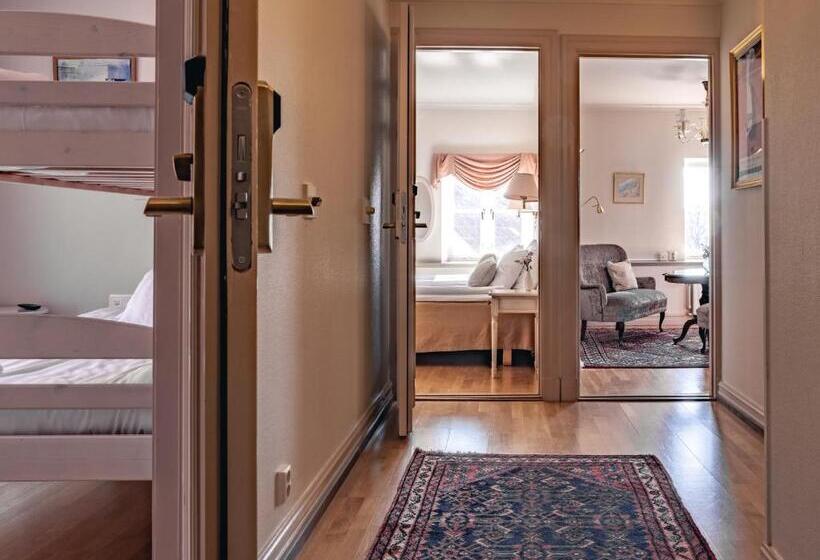 חדר משפחתי, Best Western Strand