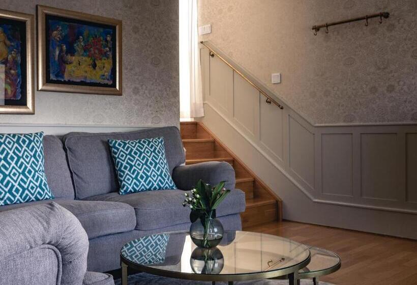 סוויטה, Best Western Strand