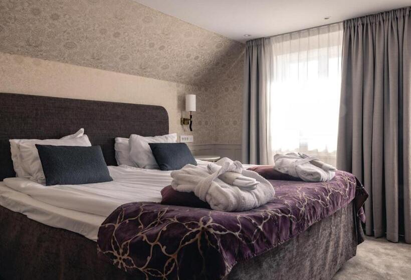 Люкс, Best Western Strand