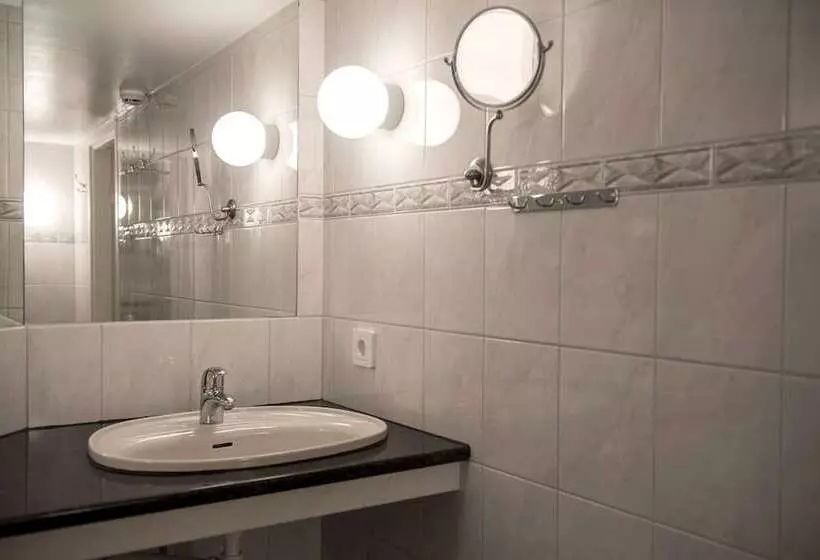 اتاق اکونومی, Best Western Strand