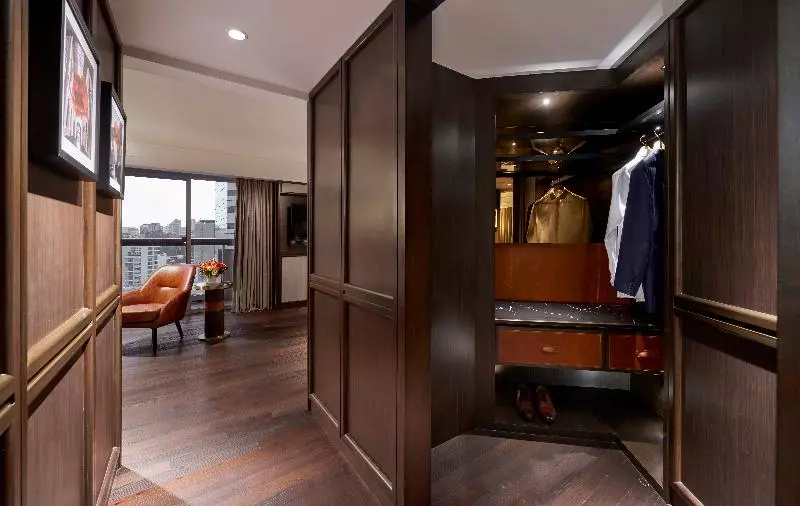 Suite King Bed, Fairmont Singapore