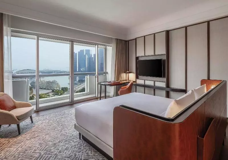Suite, Fairmont Singapore