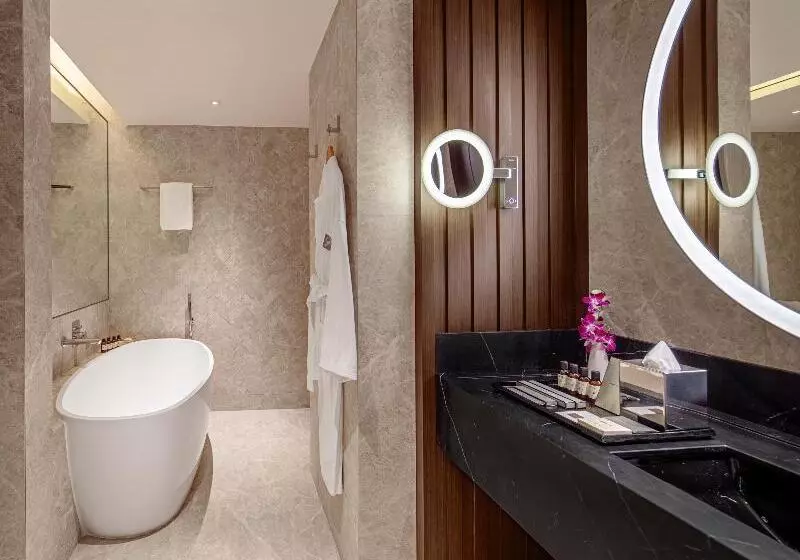 Deluxe Room, Fairmont Singapore