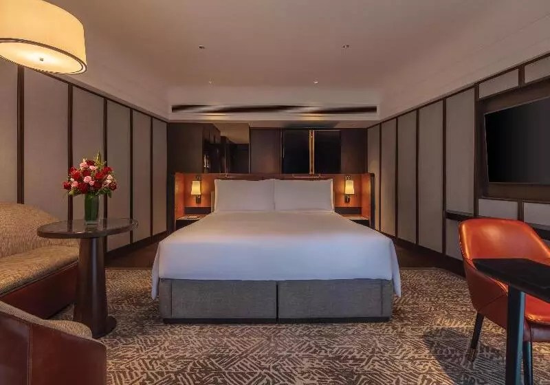 Deluxe Room, Fairmont Singapore