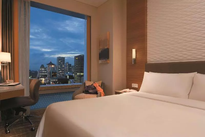 Club Room King Bed, Jen Singapore Orchardgateway By Shangrila