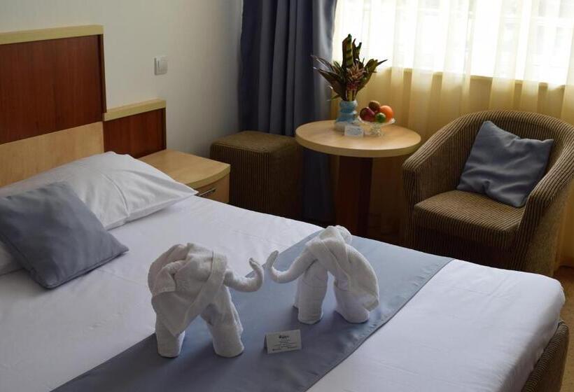 高级大房间, Miorita Neptun