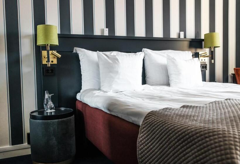 Номер Superior, Profilhotels Calmar Stadshotell