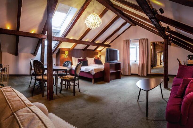 סוויטת ג'וניור, Profilhotels Calmar Stadshotell