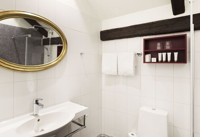 Номер Стандарт, Profilhotels Calmar Stadshotell
