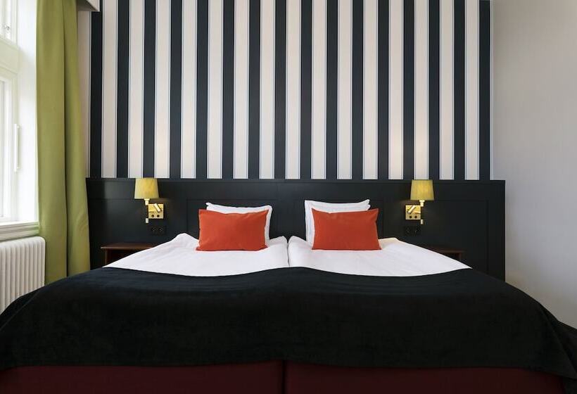 디럭스 룸 킹사이즈 침대, Profilhotels Calmar Stadshotell