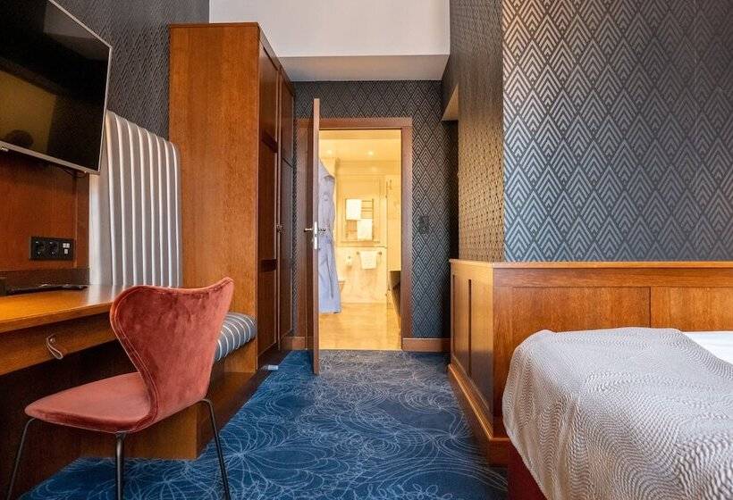 Люкс, Profilhotels Calmar Stadshotell
