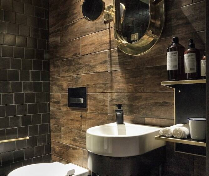 اتاق خانوادگی, Stora Hotellet; Bw Premier Collection