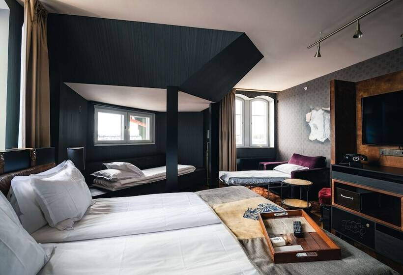 غرفة عائلية, Stora Hotellet; Bw Premier Collection