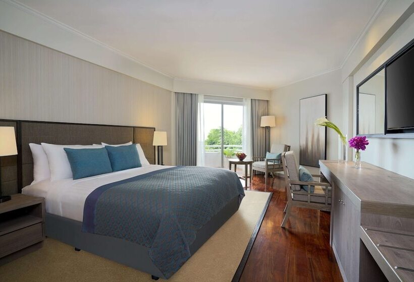 اتاق استاندارد با چشم‌انداز باغ, Avani Pattaya Resort