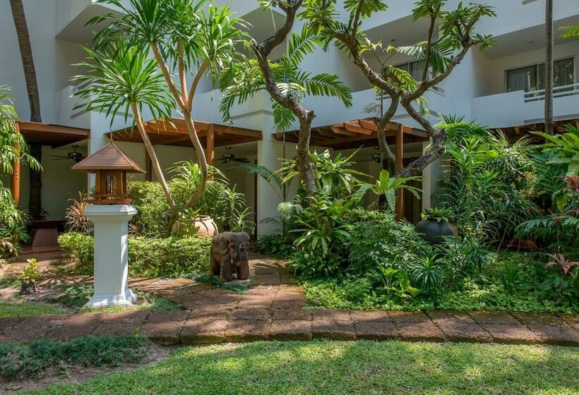 سوئیت جونیور با تراس, Avani Pattaya Resort