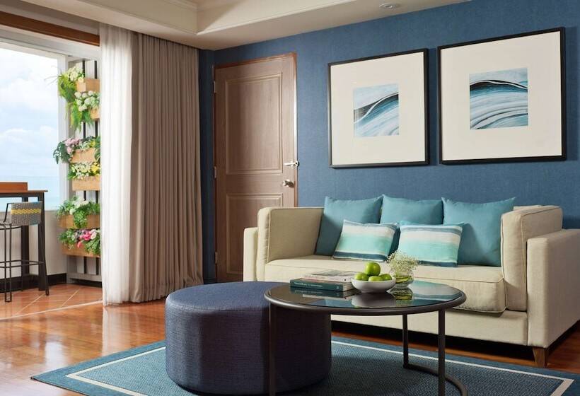 سوییت, Avani Pattaya Resort