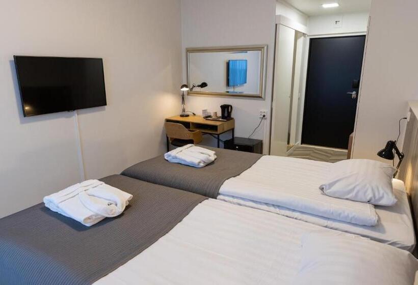 スタンダードルーム, Amado