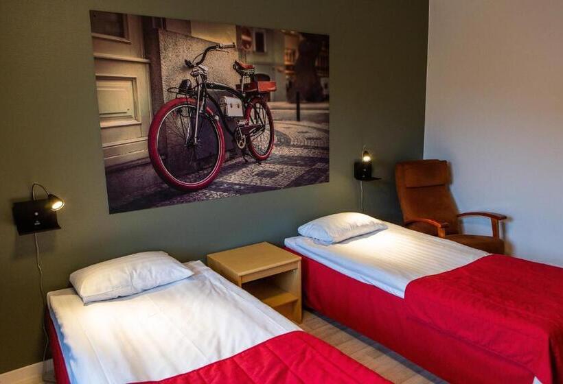 スタンダードルーム, Amado