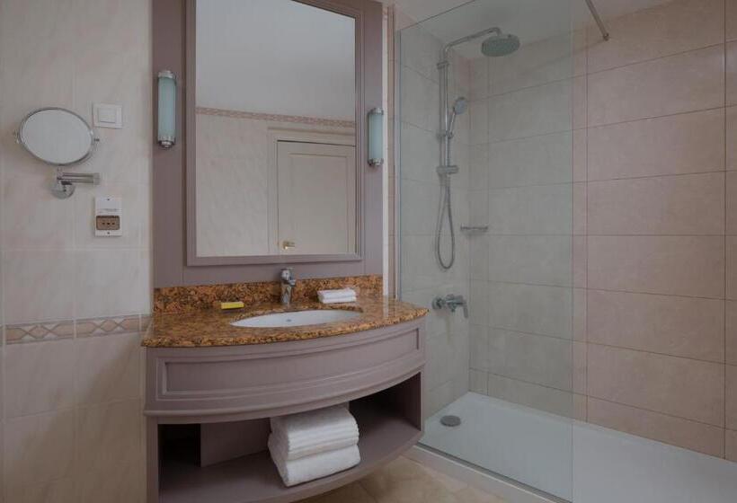 이그제큐티브 주니어 스위트, Armenia Marriott Hotel Yerevan