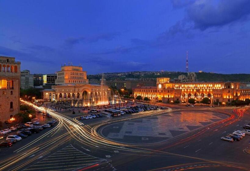 이그제큐티브 주니어 스위트, Armenia Marriott Hotel Yerevan
