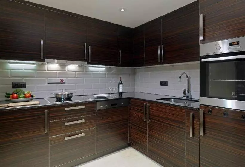 سوییت, Armenia Marriott Hotel Yerevan