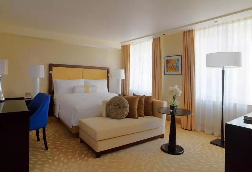 سوییت, Armenia Marriott Hotel Yerevan