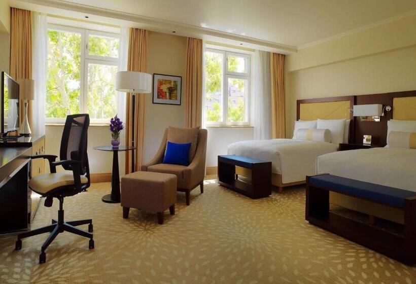 디럭스 룸, Armenia Marriott Hotel Yerevan