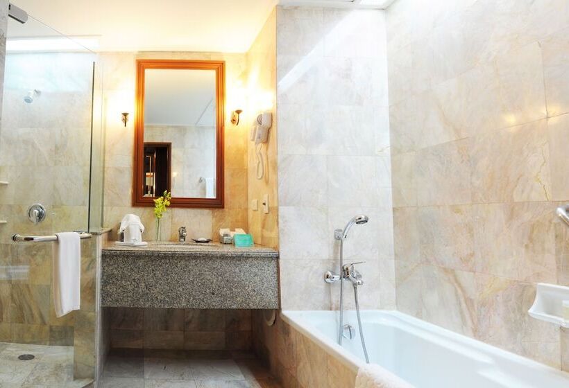 Quarto Superior, Century Park