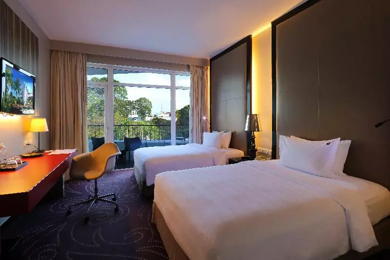 اتاق لوکس با چشم‌انداز شهر, Hard Rock Hotel Pattaya