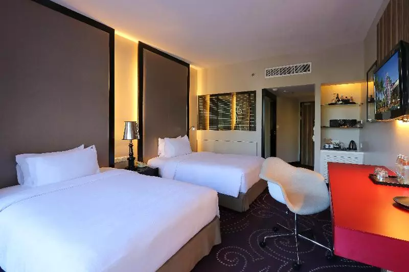 اتاق لوکس با چشم‌انداز شهر, Hard Rock Hotel Pattaya