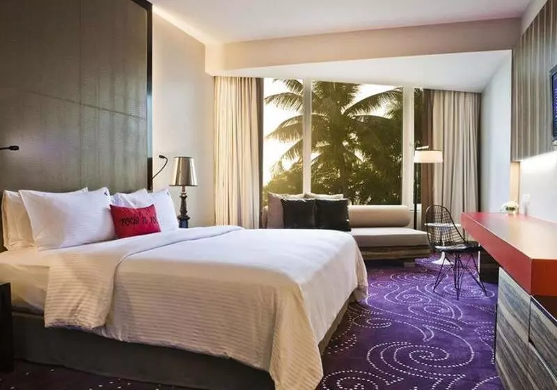 اتاق لوکس با چشم‌انداز دریا, Hard Rock Hotel Pattaya