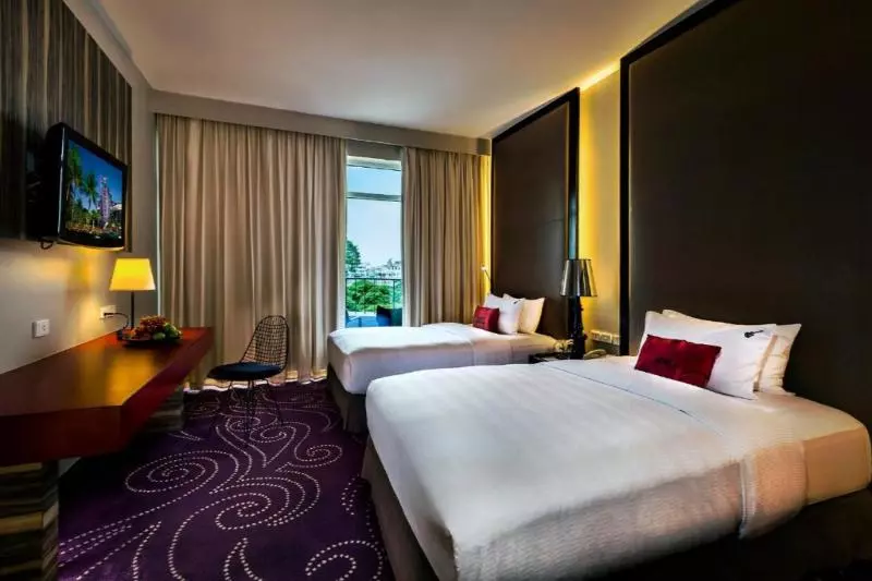 اتاق استاندارد با چشم‌انداز شهر, Hard Rock Hotel Pattaya