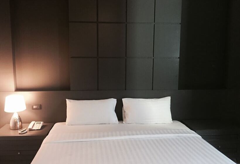 수피리어 룸, Hatyai Holiday