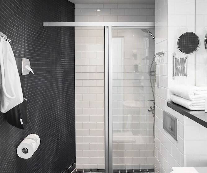 舒适型房间, Helka